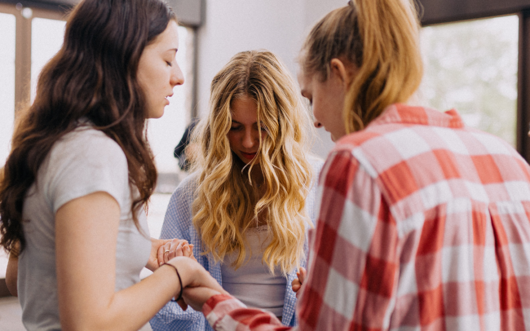 students participate in prayer and fasting